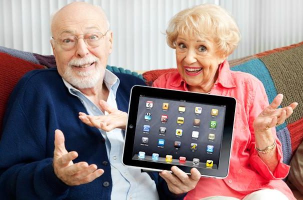 Seniors with computers